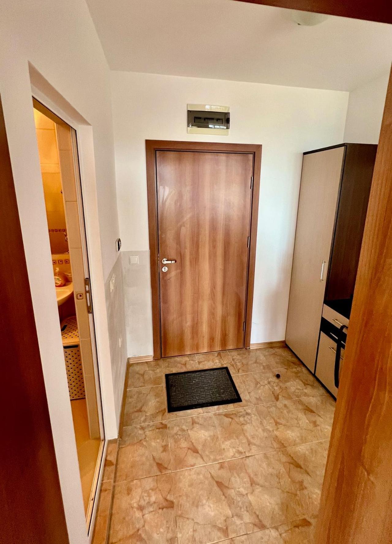 Solita With Panoramic View Apartment