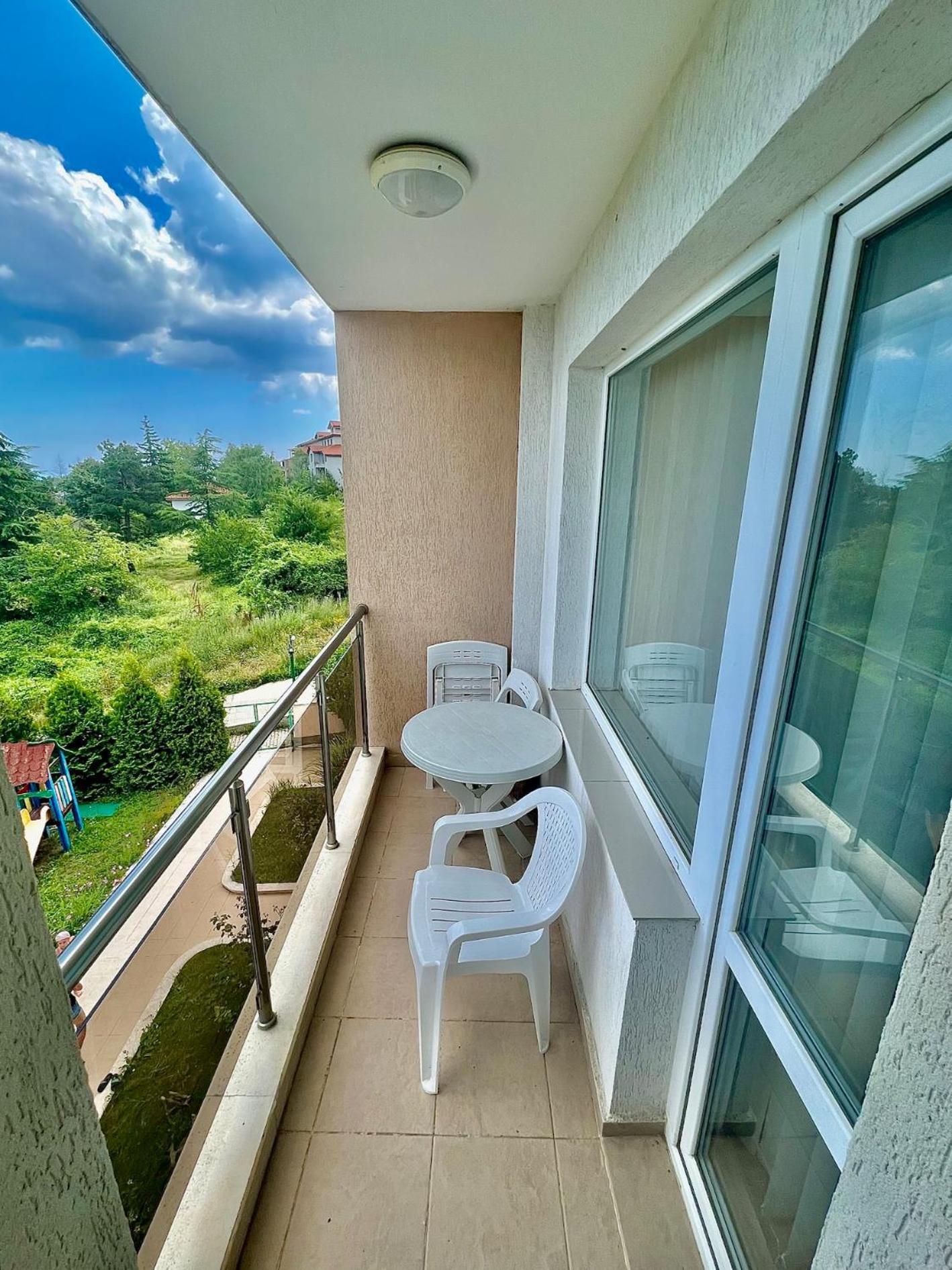 Solita With Panoramic View Apartment